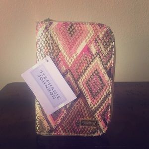 NWT Stephanie Johnson Oraganizer